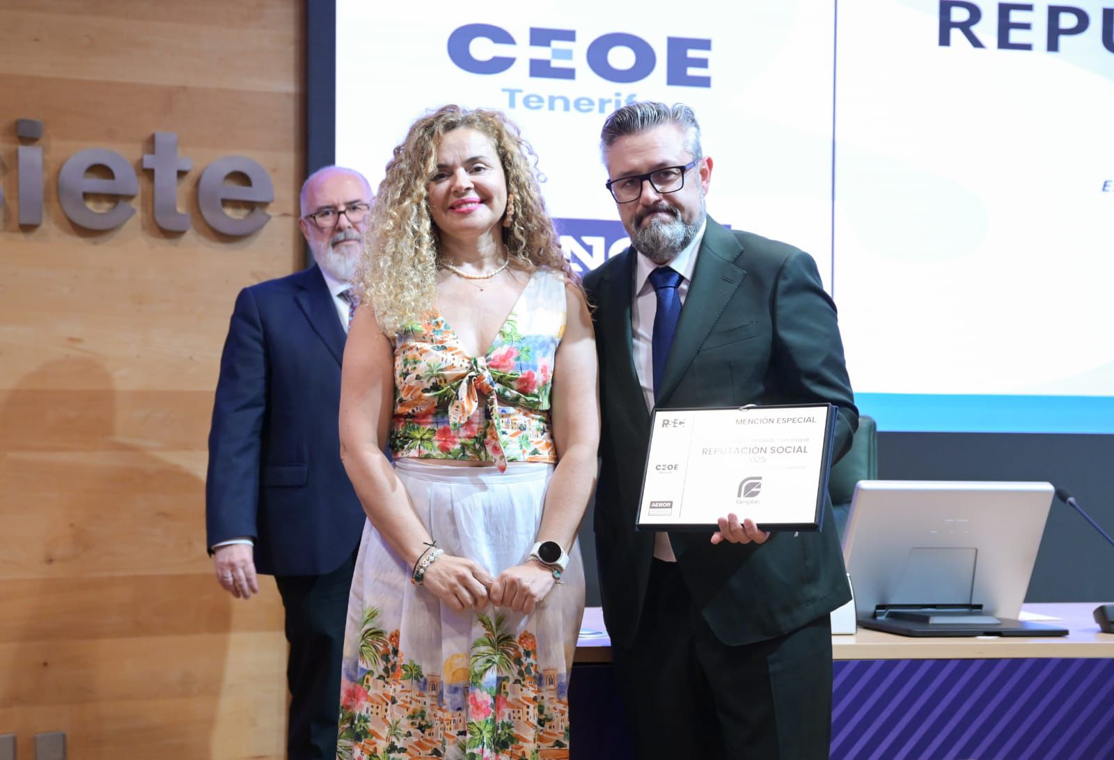Gesplan recibe dos reconocimientos por su compromiso y aportación a la sociedad canaria