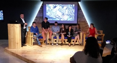 Foto del equipo técnico responsable del PMM de Arona durante la exposición. 